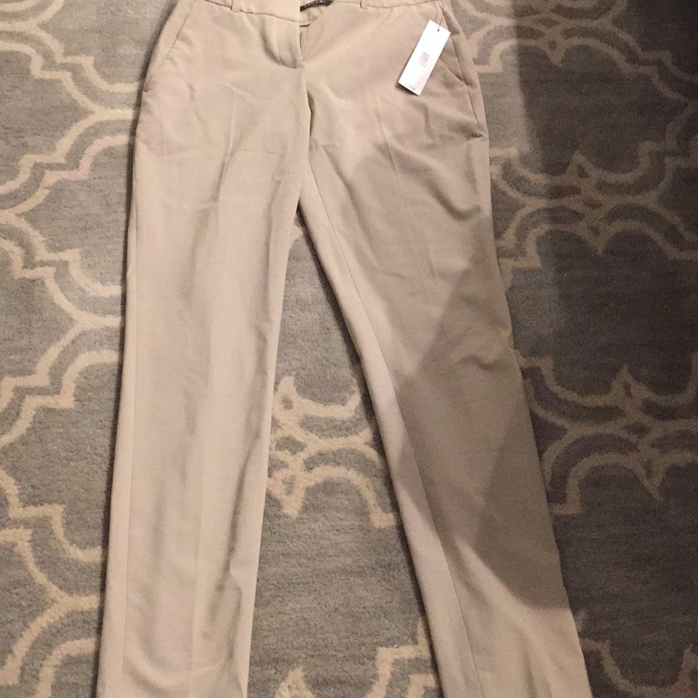 Tahari Pants for the Office 👌🏻